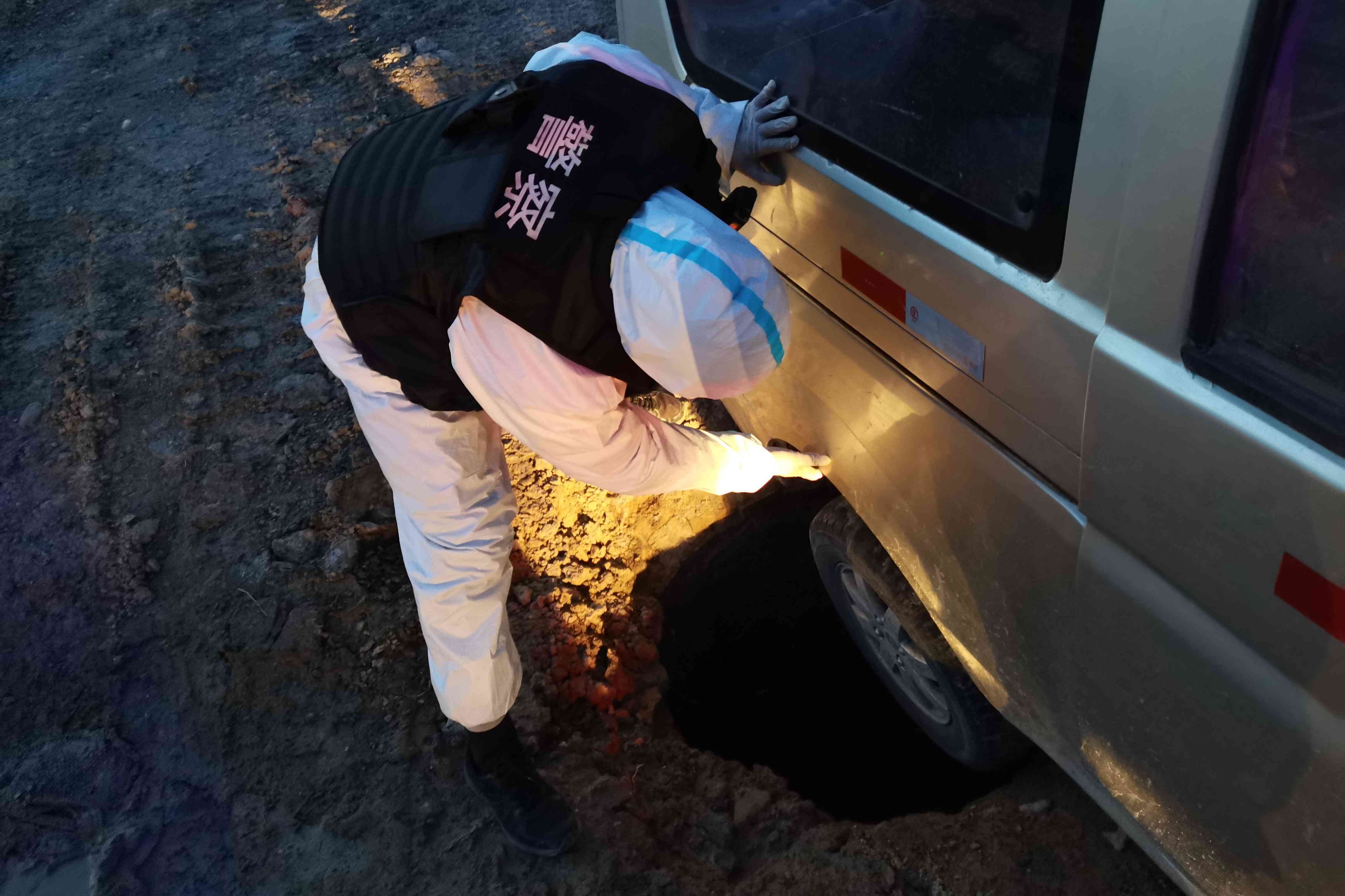 图片 4(1).jpg 图片 4(1).jpg