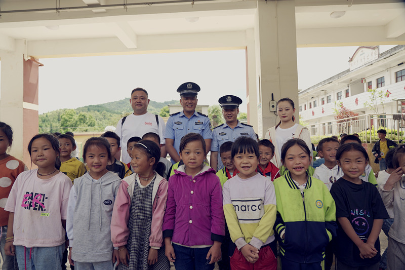 图片 3.png 图片 3.png