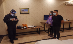 内蒙古满洲里工业园区边境派出所积极组织警力开展“疫情防控”排查工作
