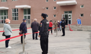 新疆伊犁边境管理支队乔库尔边境派出所持续做好全民防疫安保工作