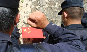 国庆我在岗  守边不打烊
