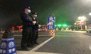 河口边境民辅警的另类“夜生活”