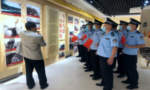 乔库尔边境派出所深入开展“守边境山河、庆祖国华诞”主题教育活动