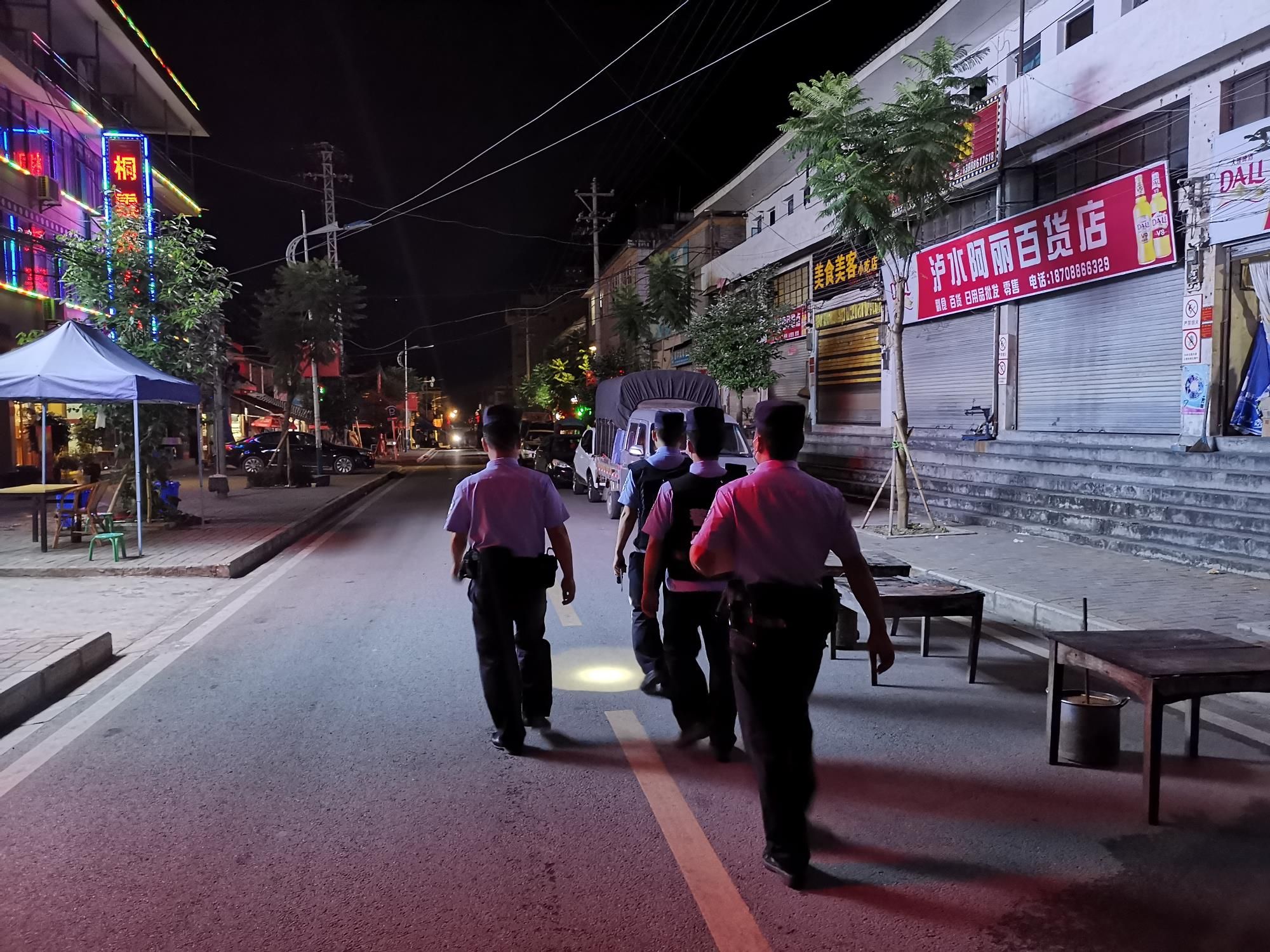 图片 5(1).jpg 图片 5(1).jpg