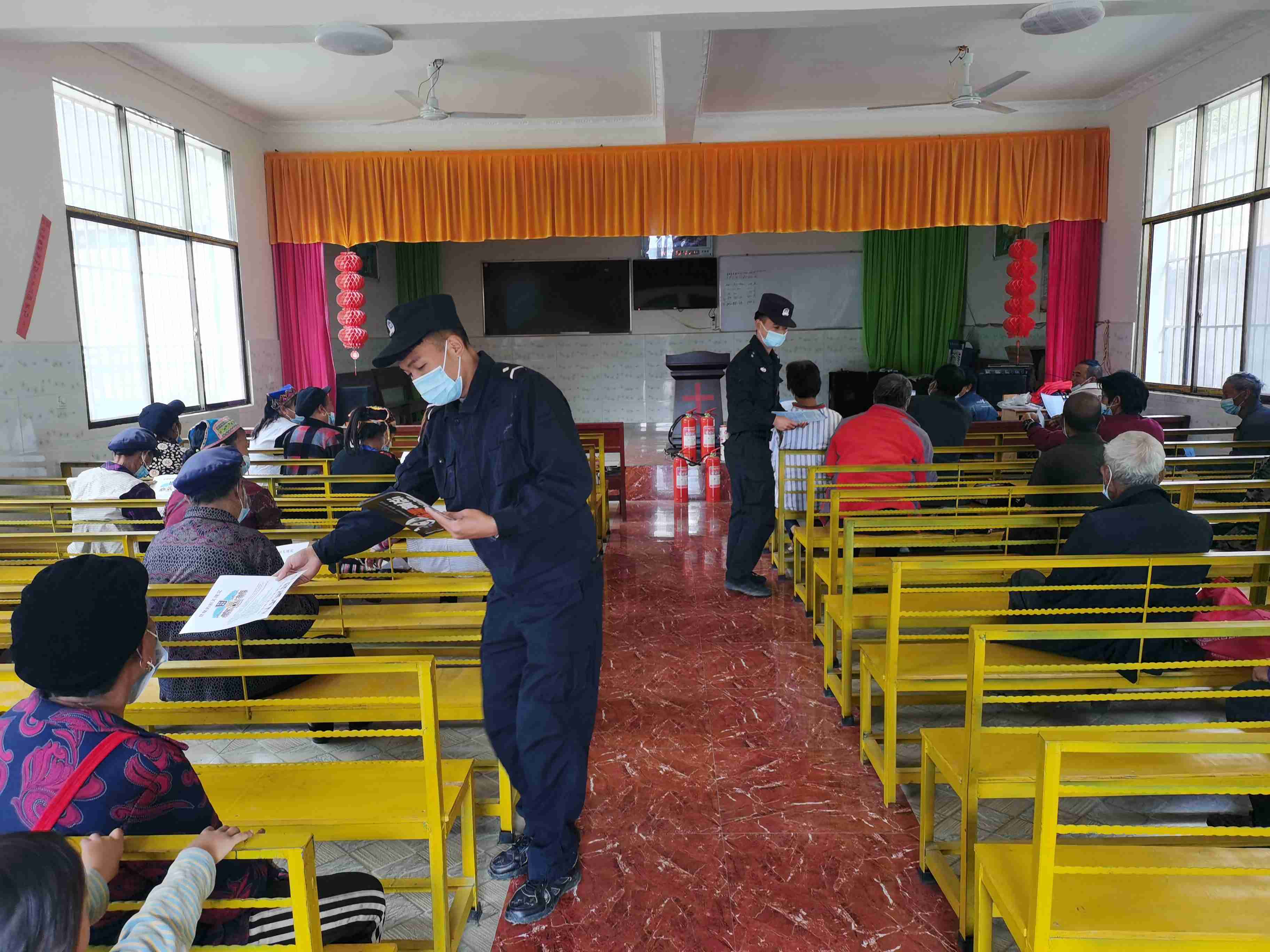 法治2-2.jpg 法治2-2.jpg