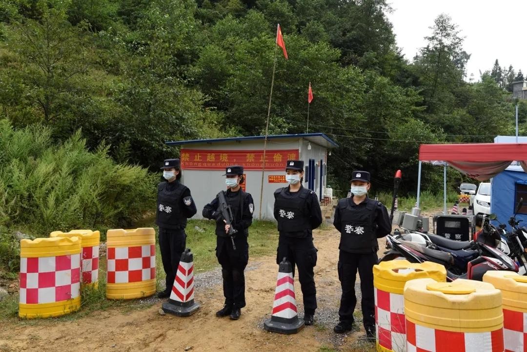 图片 4.jpg 图片 4.jpg