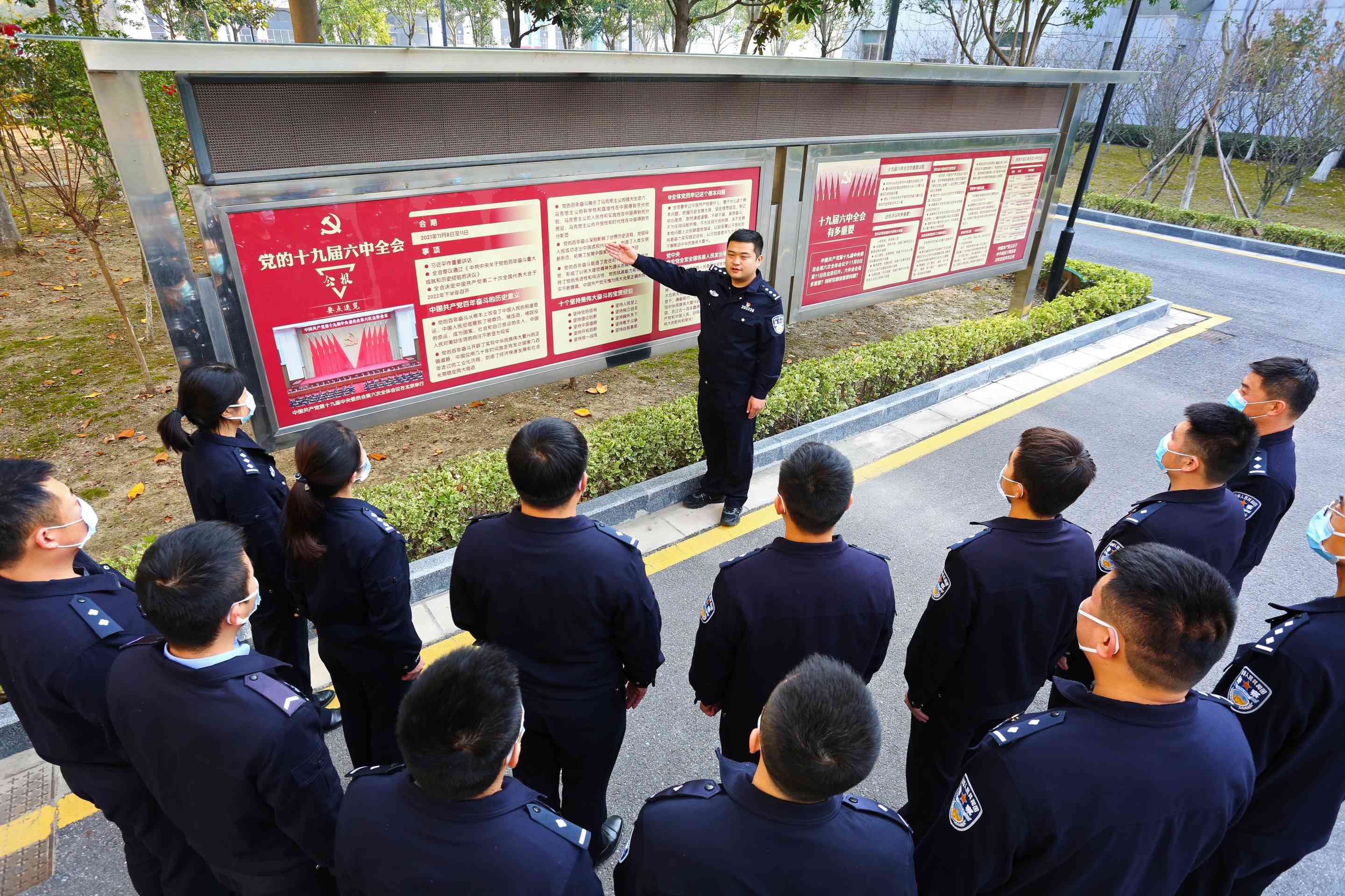 图片 2.jpg 图片 2.jpg