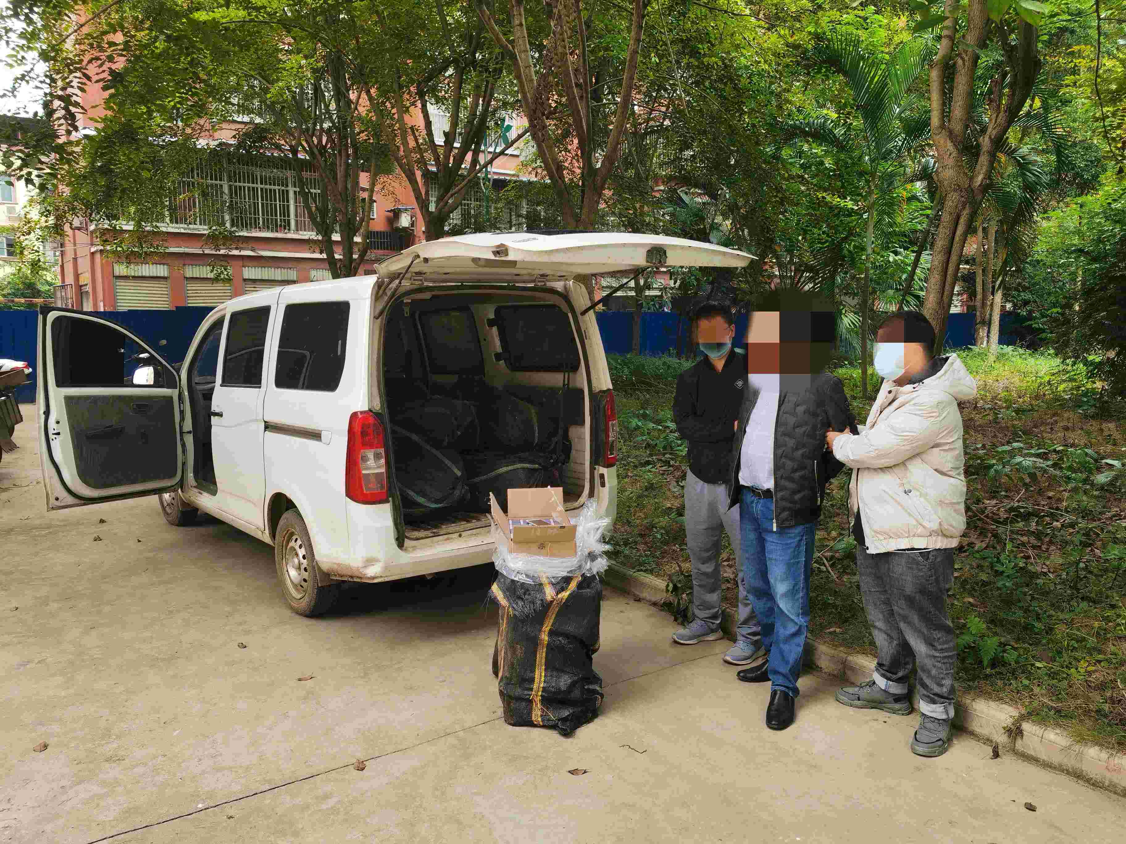 图片 2.jpg 图片 2.jpg