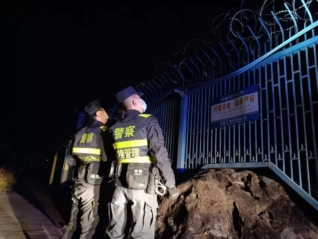 图片 11.jpg 图片 11.jpg