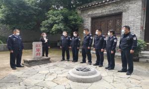 广西钦州岀入境边防检查站组织开展“重温党史不忘来路，坚守初心逐梦行远”主题党日活动