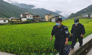 石月亮边境派出所亚朵警务室用责任和担当巩固边境辖区安全屏障