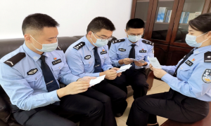 伟大精神“口袋书”激发党员自学热潮