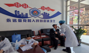 常态化核酸检测 筑牢队伍健康防线