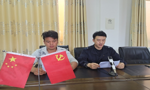 “双语喇叭”助力边境村寨疫情防控宣传