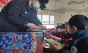 爱心筑起挡风墙 警心助燃青苗梦