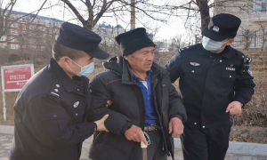 内蒙古满洲里北屯边境派出所民警帮助走失老人回家