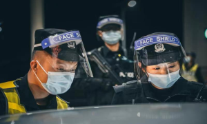 新一代女警竞展青春芳华