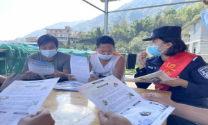 送法进边寨 普法宣传新亮点