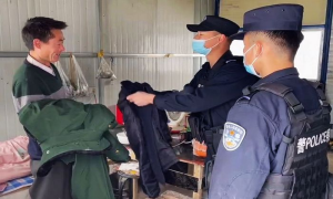 解群众燃眉之急 显警民鱼水之情
