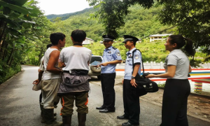 独龙江边境派出所积极开展防范电信诈骗宣传活动