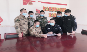 东兴出入境边防检查站峒中分站开展“学习戍边英模 赓续红色血脉”主题党日活动
