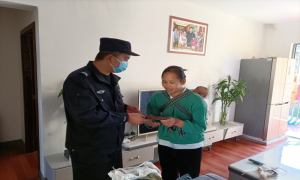 冬日里的暖心警事