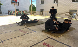 人人学急救 急救为人人