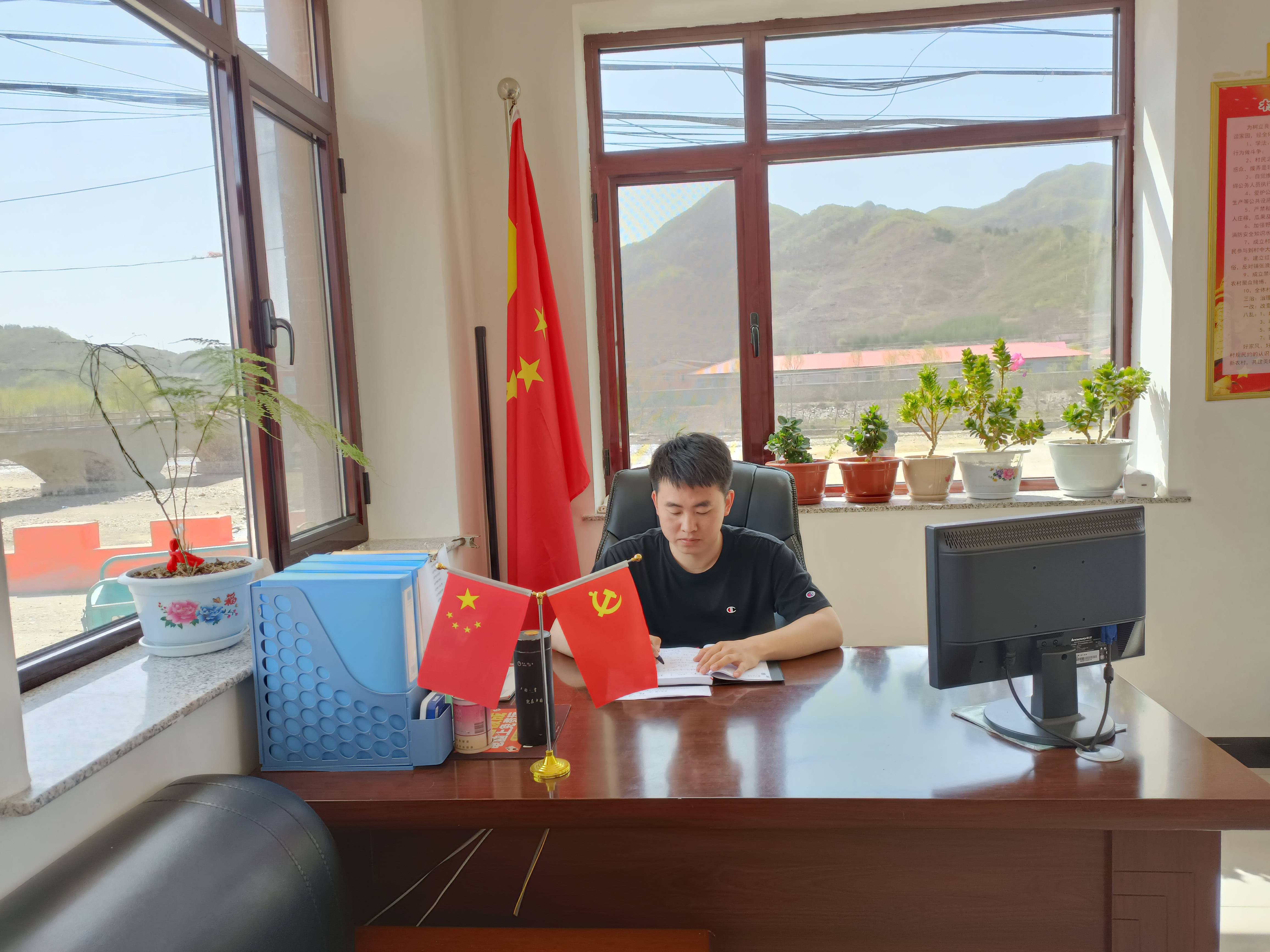 新闻1-1.jpg