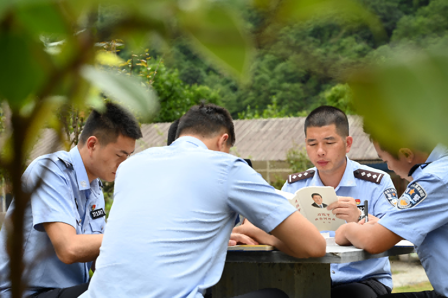 图片 2.png 图片 2.png