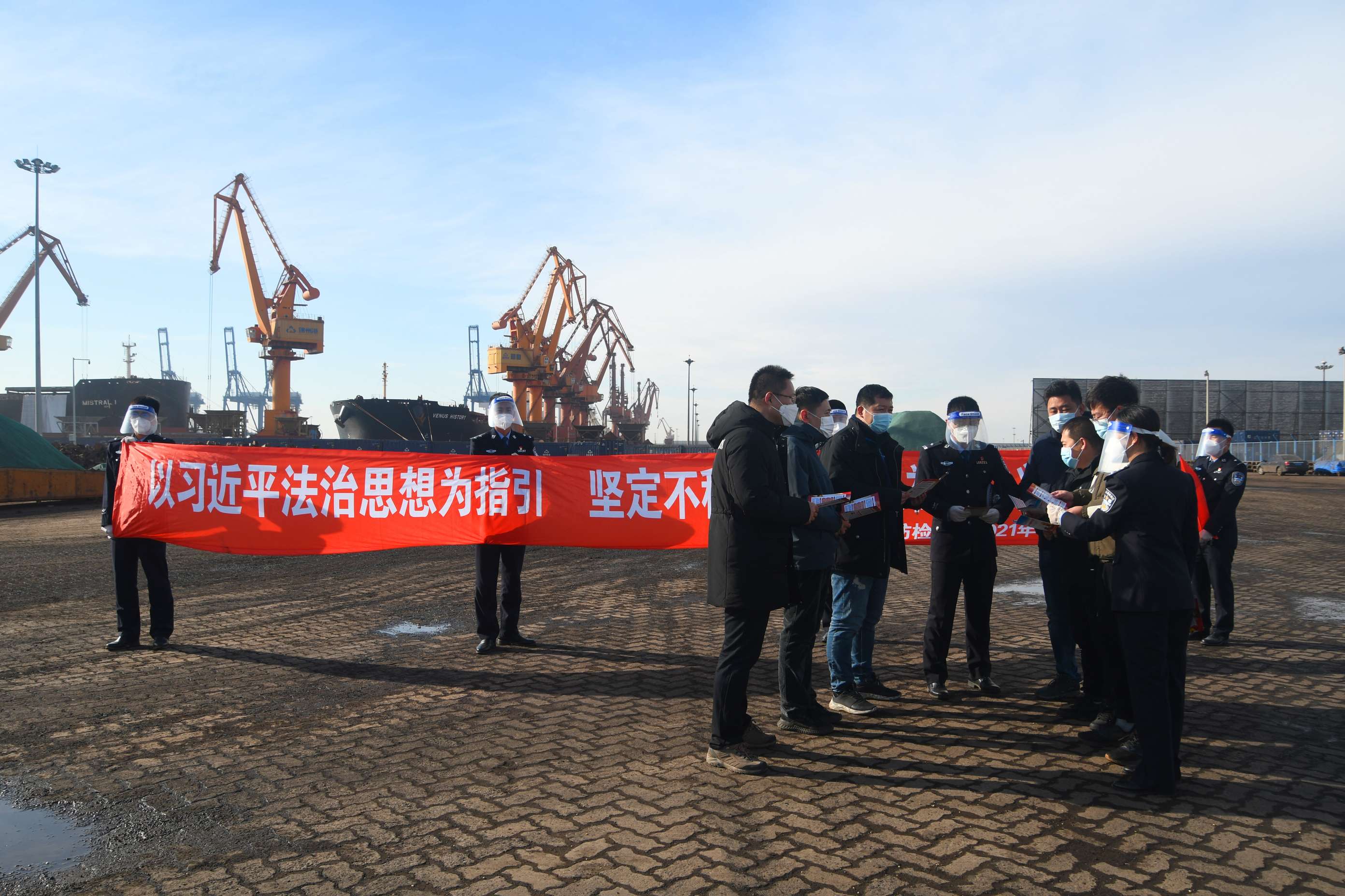 图片 1.jpg 图片 1.jpg