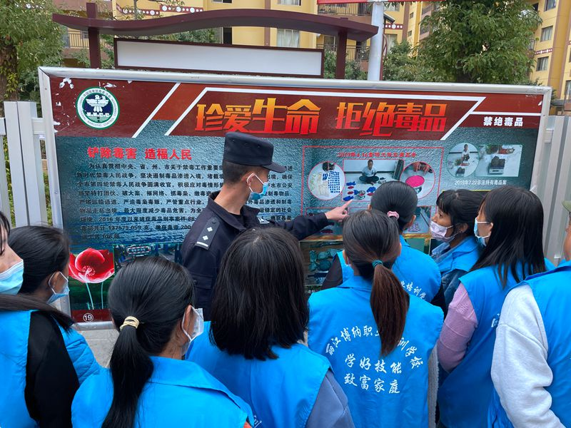 图片 1.png 图片 1.png