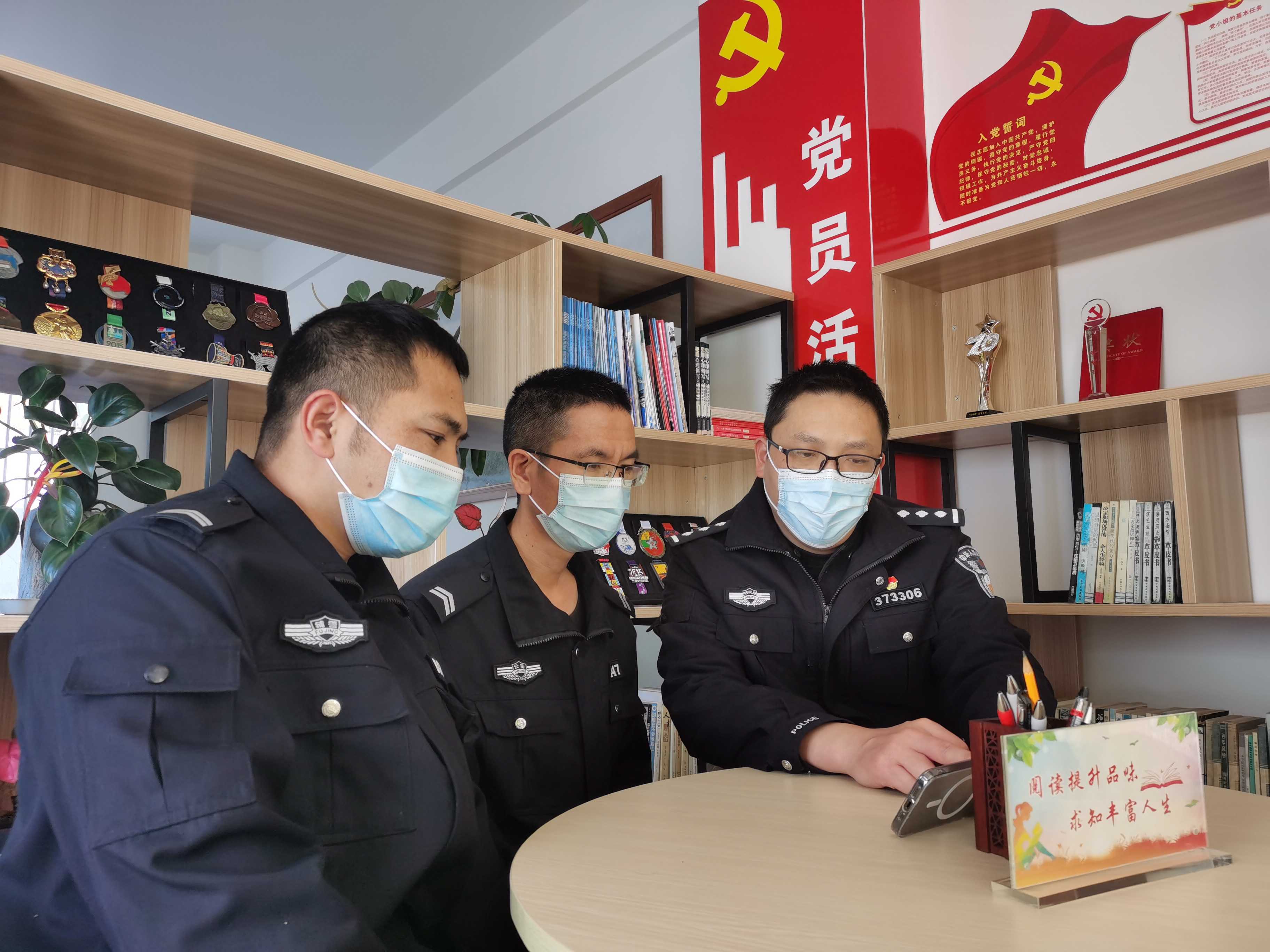 e4455a4a64e9a42ed51b7316330e6aa.jpg e4455a4a64e9a42ed51b7316330e6aa.jpg