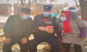 膘尔托考依边境派出所民警深入辖区开展禁赌宣传活动