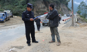 鹿马登边境派出所多措并举加强流动人口管理