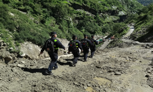 筑牢疫情防线 我们义不容辞
