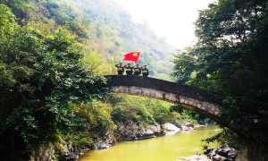 云南省第十一次党代会的“声音”响彻153公里边境线