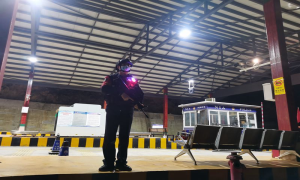 坚守的明灯 照耀边关月夜