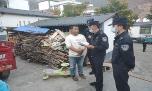 蛮云边境检查站积极开展涉毒违法犯罪线索宣传活动