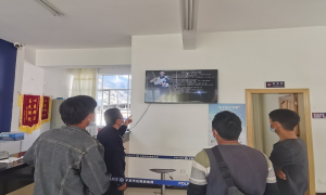 小小户籍室 浓浓警民情