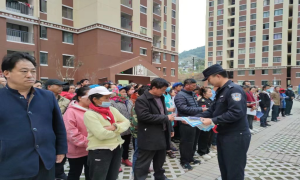 上江边境派出所深入辖区开展冬季安全防事故宣传