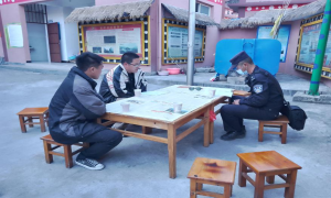 鹿马登边境派出所“三项措施”加强辖区社会面管控工作