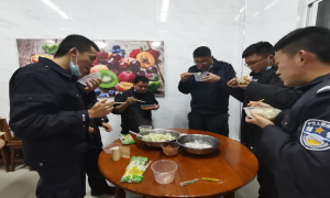 边境线上的饺子“真香”