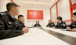 东营出入境边防检查站开展国家公祭日纪念活动