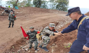 爬山、巡边、护碑，平河边境派出所一直在路上！