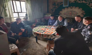 巴尔边境派出所积极开展宪法宣传活动