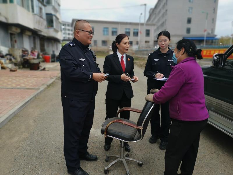 法治2.jpg 法治2.jpg