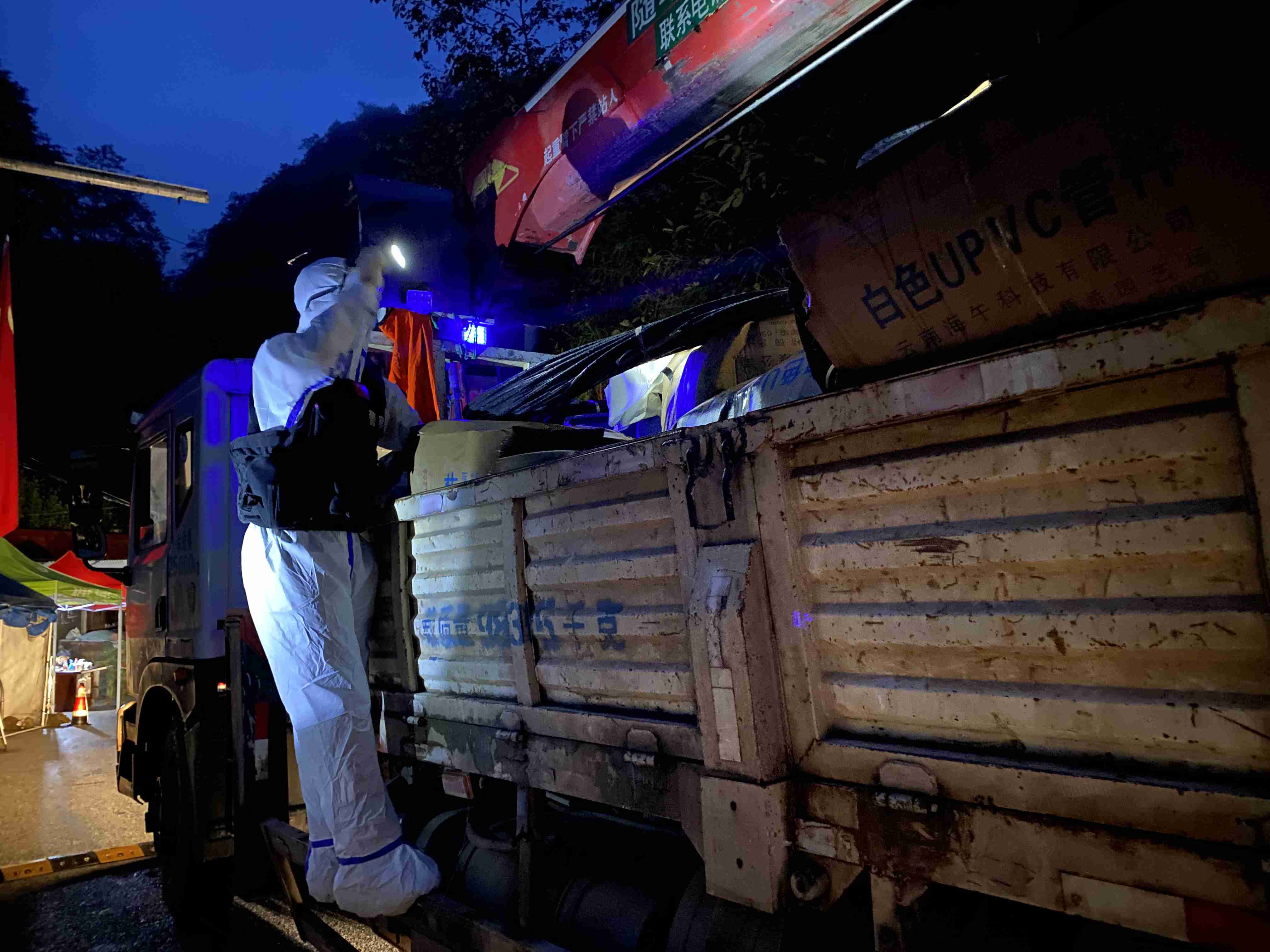 卿剑 (1).jpg 卿剑 (1).jpg