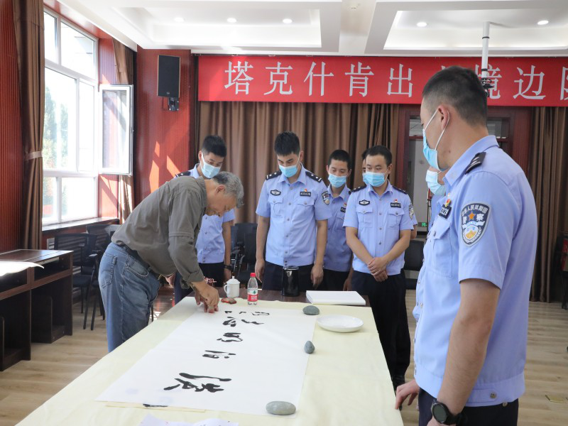 图片2.png 图片2.png