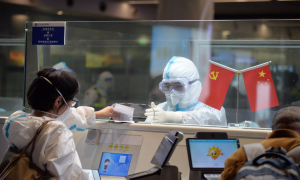 长沙边检用忠诚奉献点亮青春使命