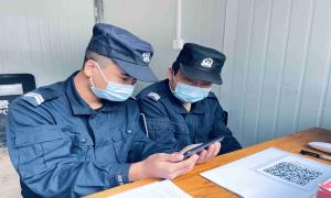 “指尖上的课堂”深受民辅警青睐